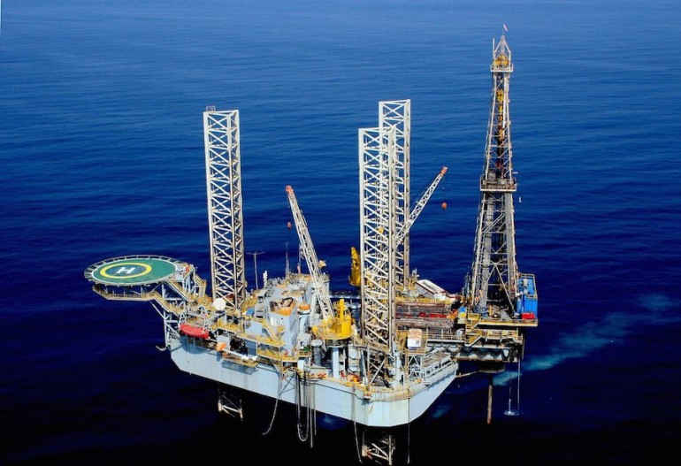 Paragon Offshore was awarded with new contracts Maritime Herald