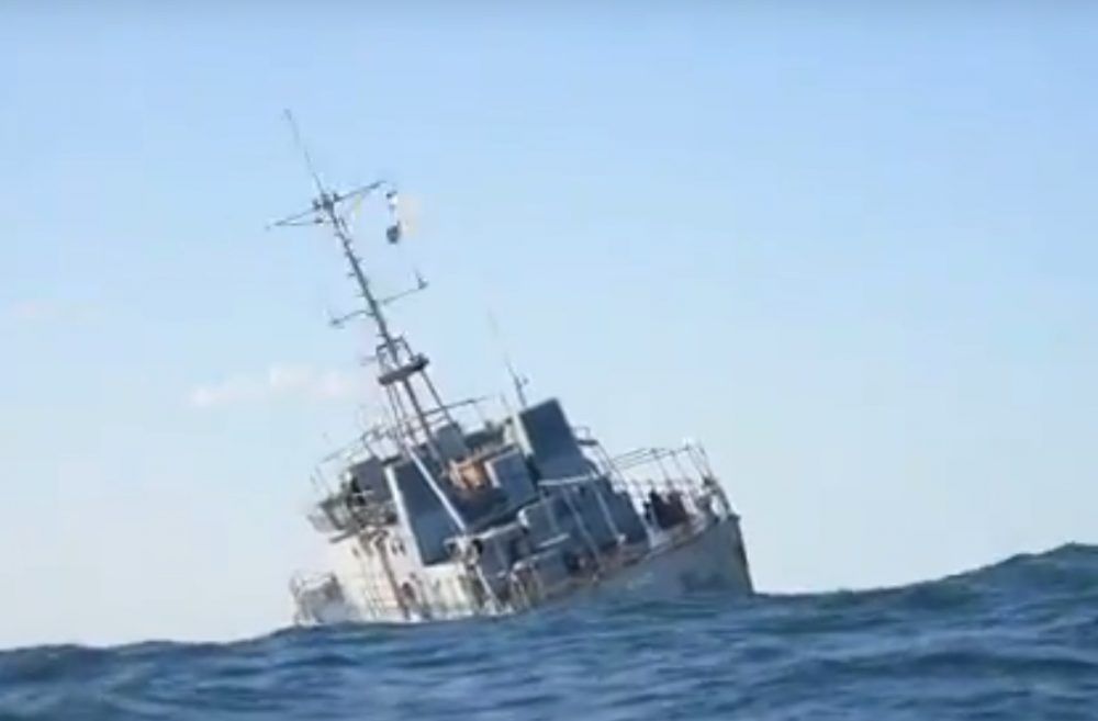 Fiji navy patrol vessel RFNS Kiro grounded at Cakauyawa Reef Maritime