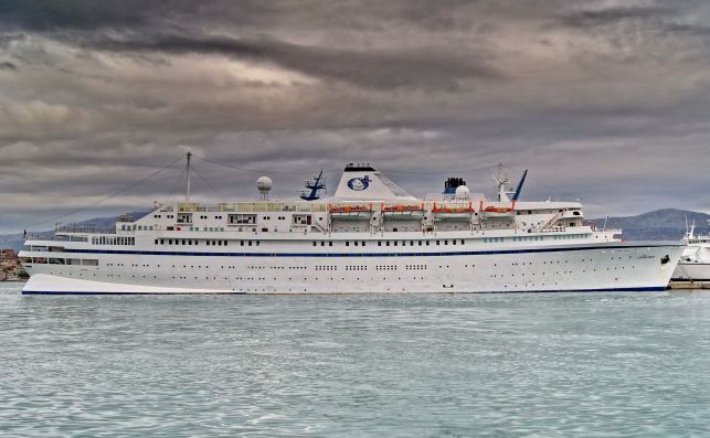Sailing-Stream.fr ⚓ Le CMV Astoria - Le plus vieux bateau de croisière du monde dit au revoir aux mers ⚓ Le plus vieux bateau de croisière du monde dit au revoir aux mers3