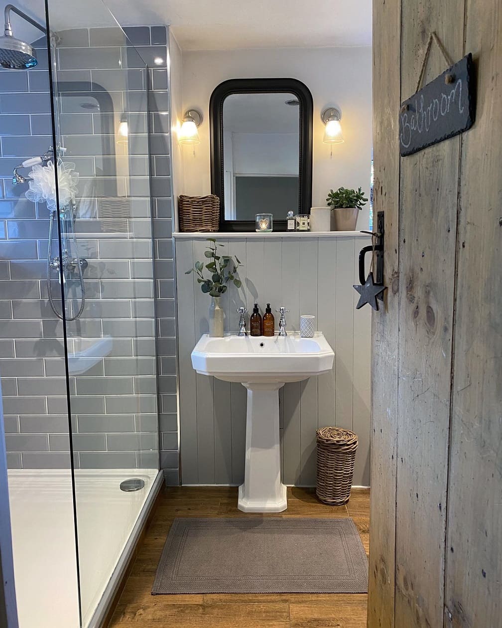 doorless walkin shower